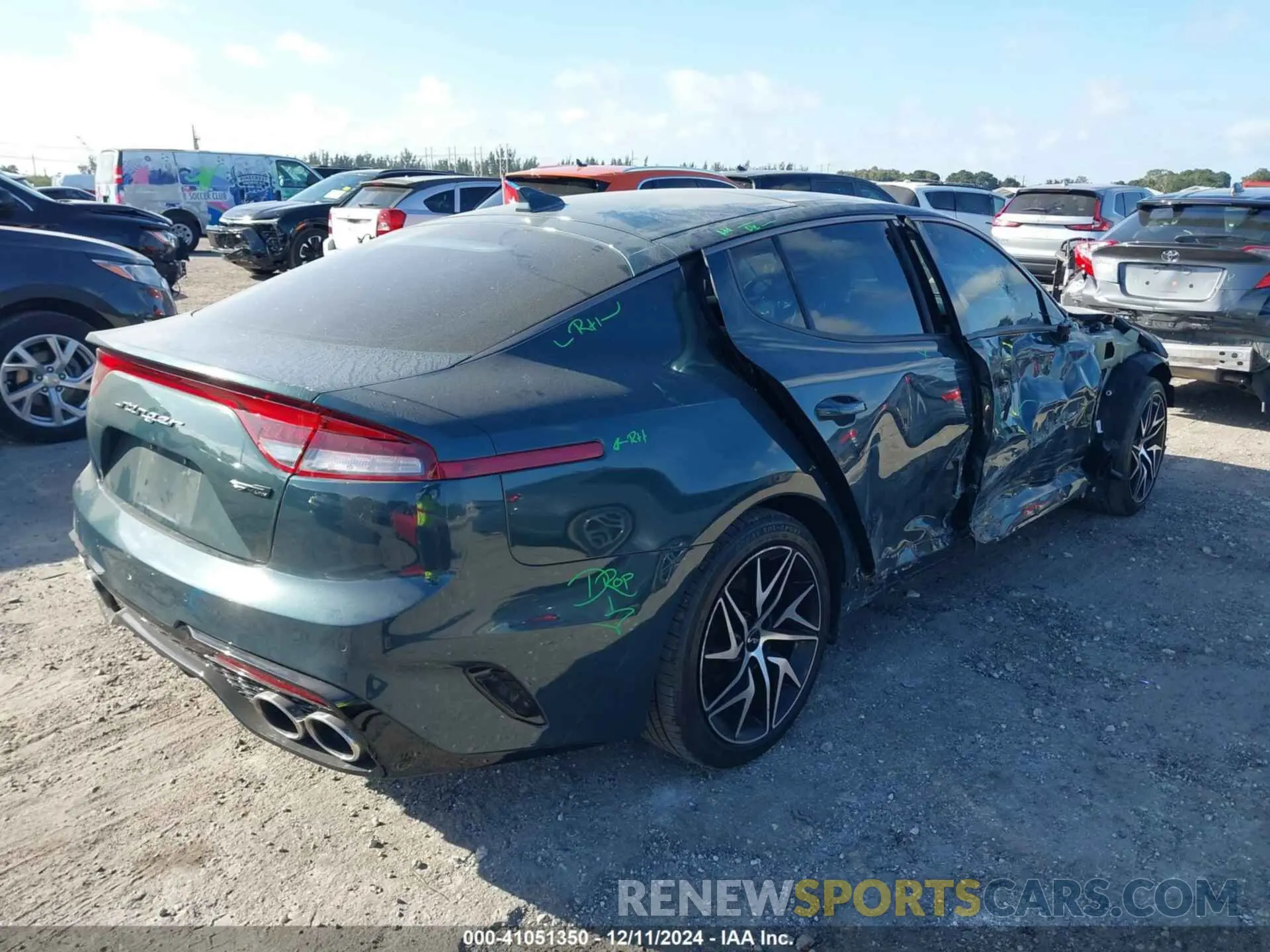 4 fotografías del automóvil dañado KNAE35LDXN6116199 KIA STINGER 2022