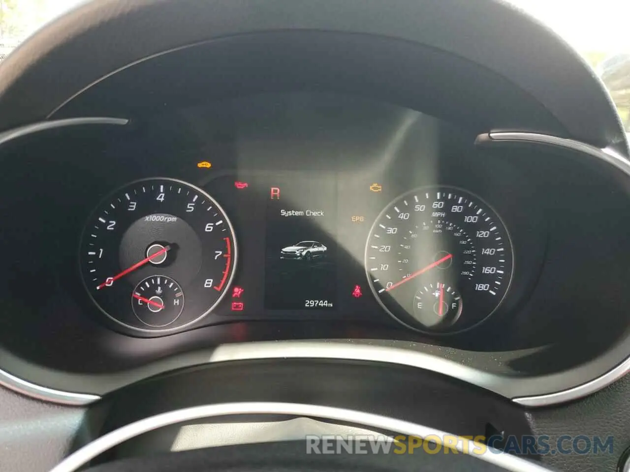 9 fotografías del automóvil dañado KNAE45LC1N6111493 KIA STINGER 2022