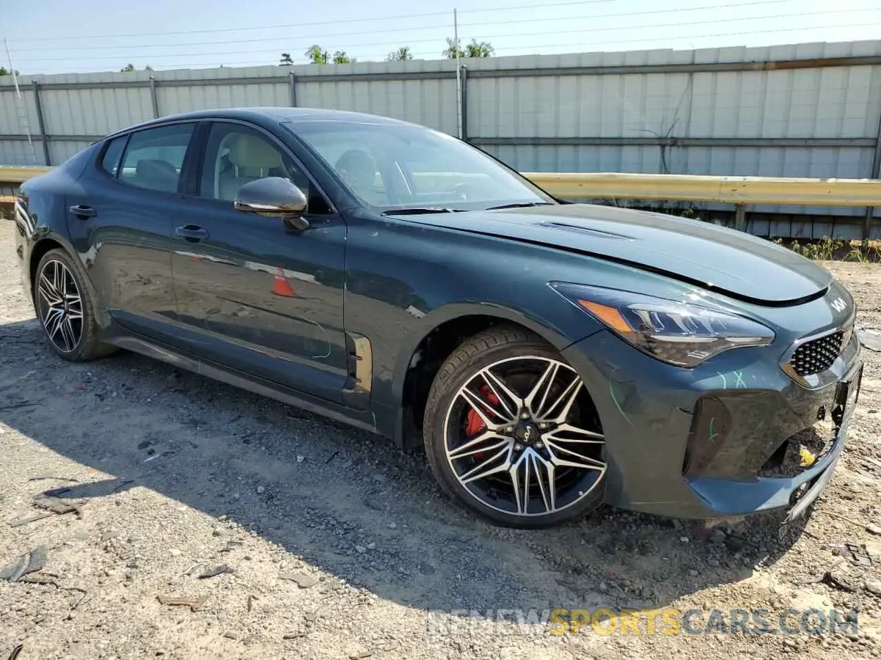 4 fotografías del automóvil dañado KNAE45LC3N6119837 KIA STINGER 2022