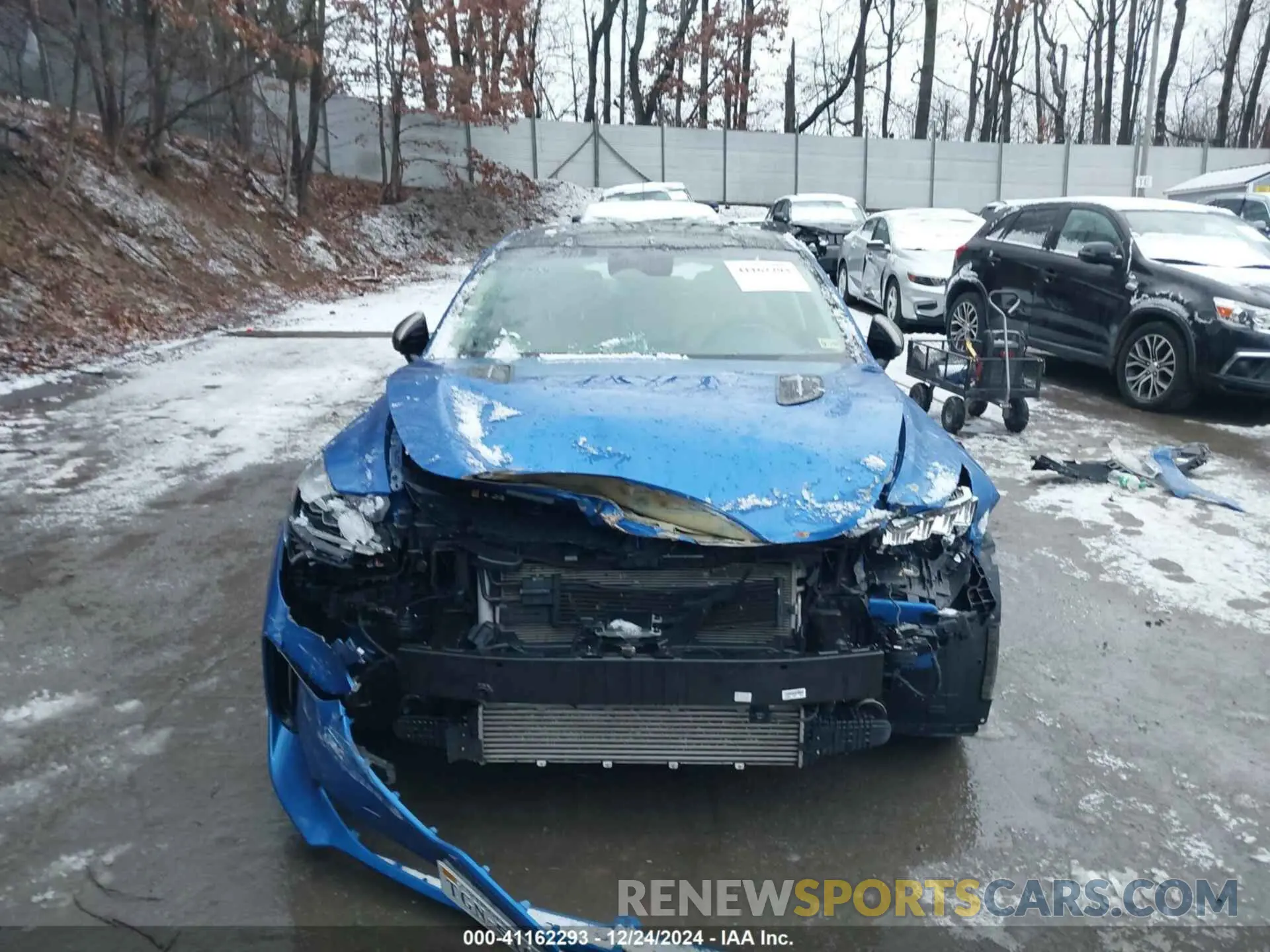 13 fotografías del automóvil dañado KNAE45LCXN6107958 KIA STINGER 2022