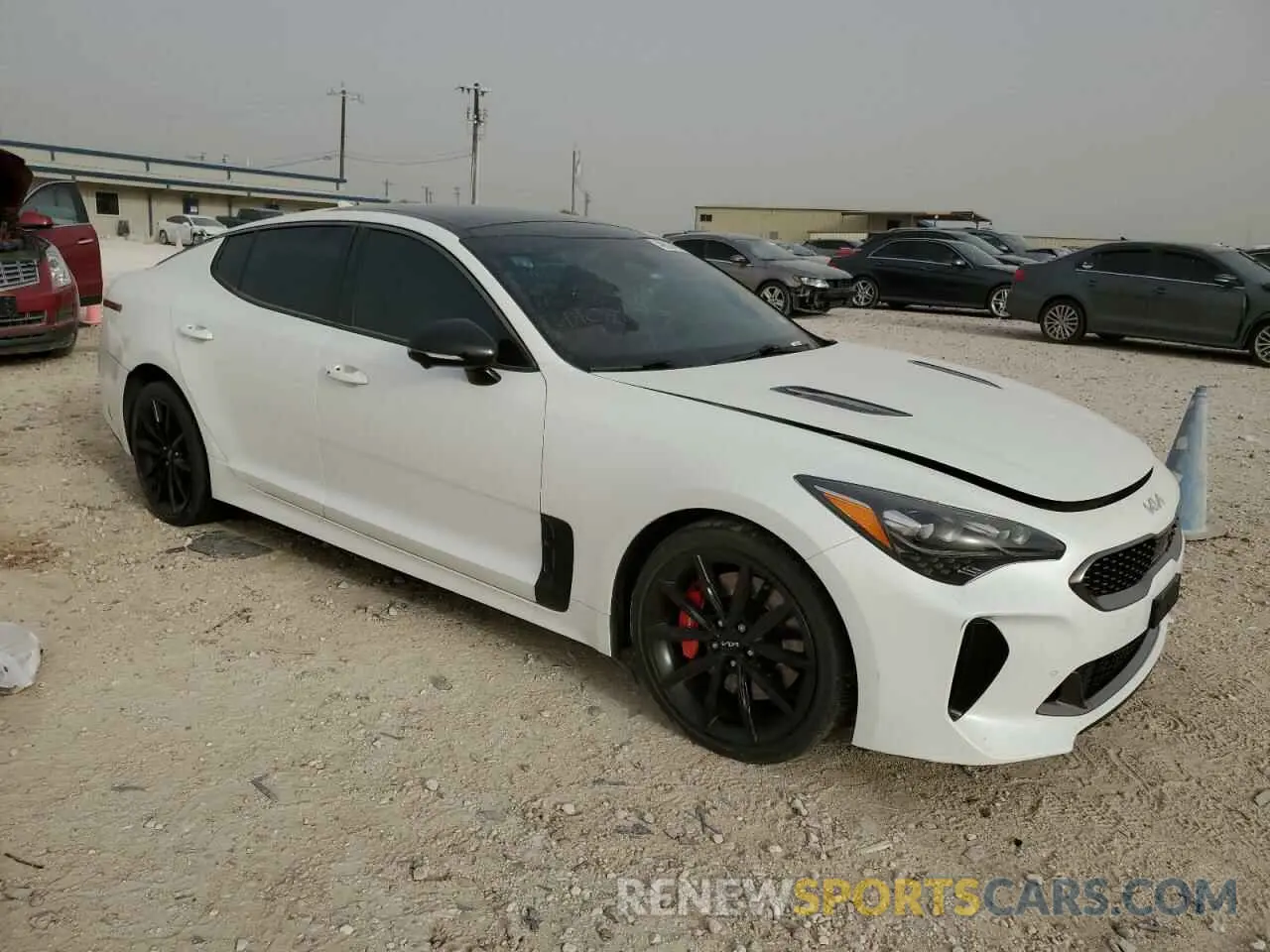 4 fotografías del automóvil dañado KNAE55LC6N6112636 KIA STINGER 2022