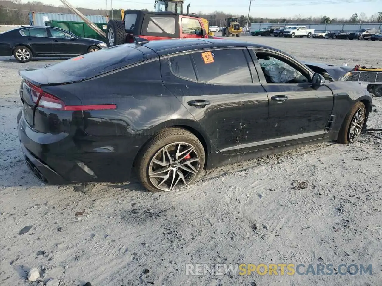 3 fotografías del automóvil dañado KNAE35LD8P6130220 KIA STINGER 2023