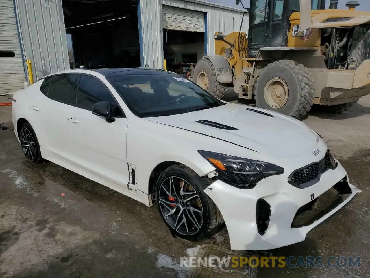 4 fotografías del automóvil dañado KNAE35LDXP6131353 KIA STINGER 2023