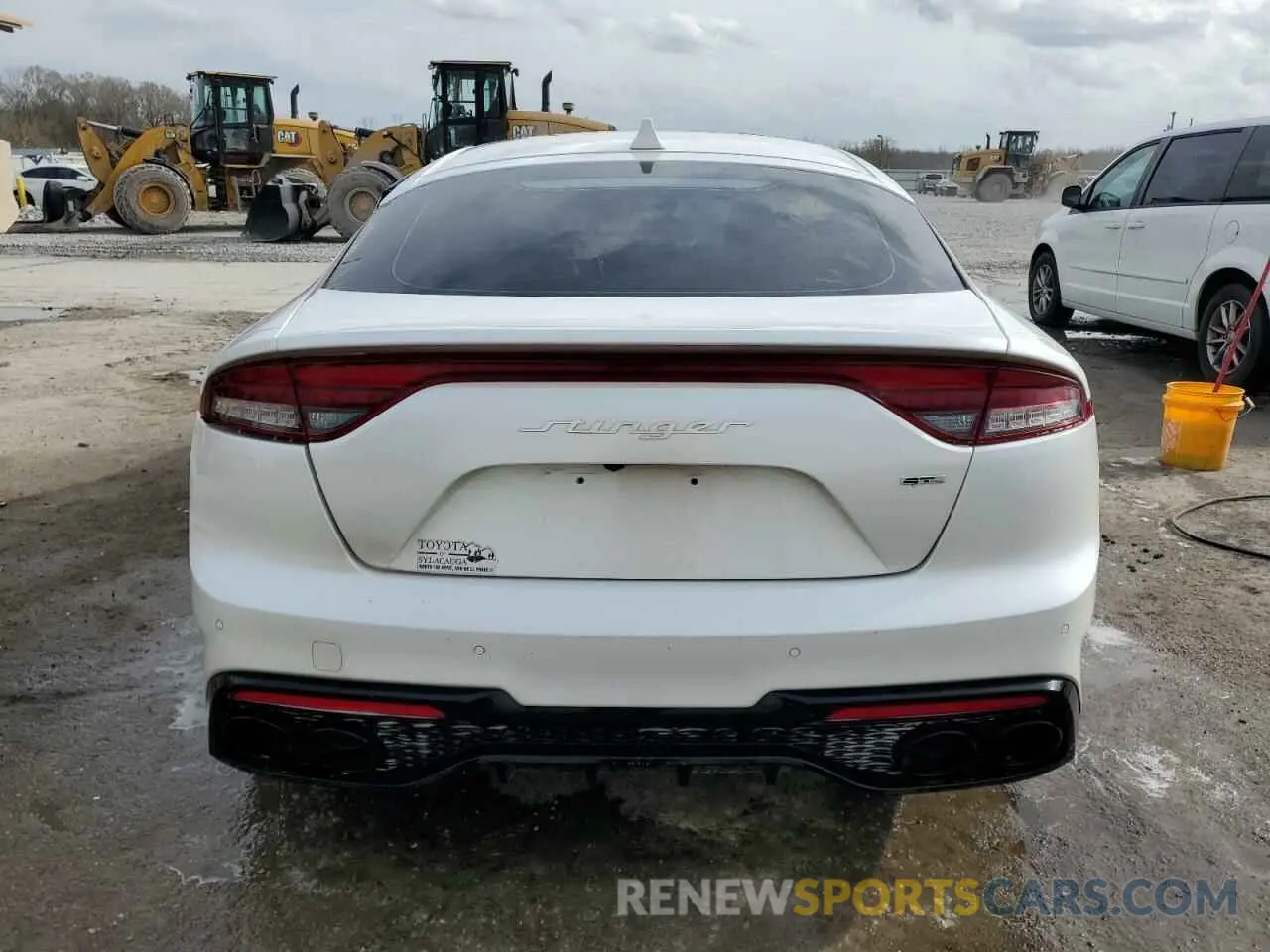 6 fotografías del automóvil dañado KNAE35LDXP6131353 KIA STINGER 2023