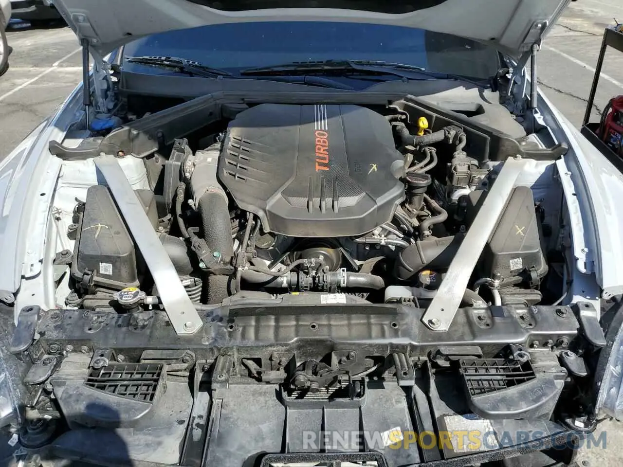 11 fotografías del automóvil dañado KNAE55LC1P6135390 KIA STINGER 2023
