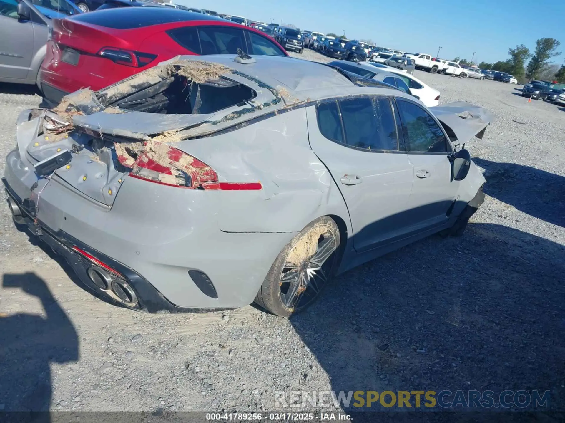 4 fotografías del automóvil dañado KNAE55LC4P6124285 KIA STINGER 2023