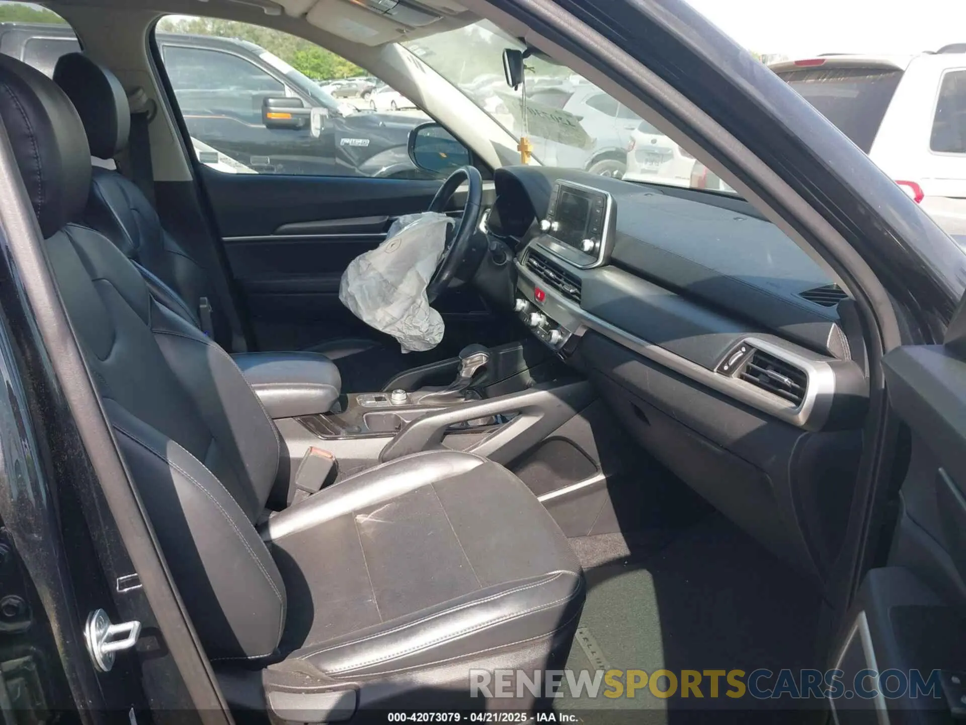 5 fotografías del automóvil dañado 5XYP24HC0LG013036 KIA TELLURIDE 2020
