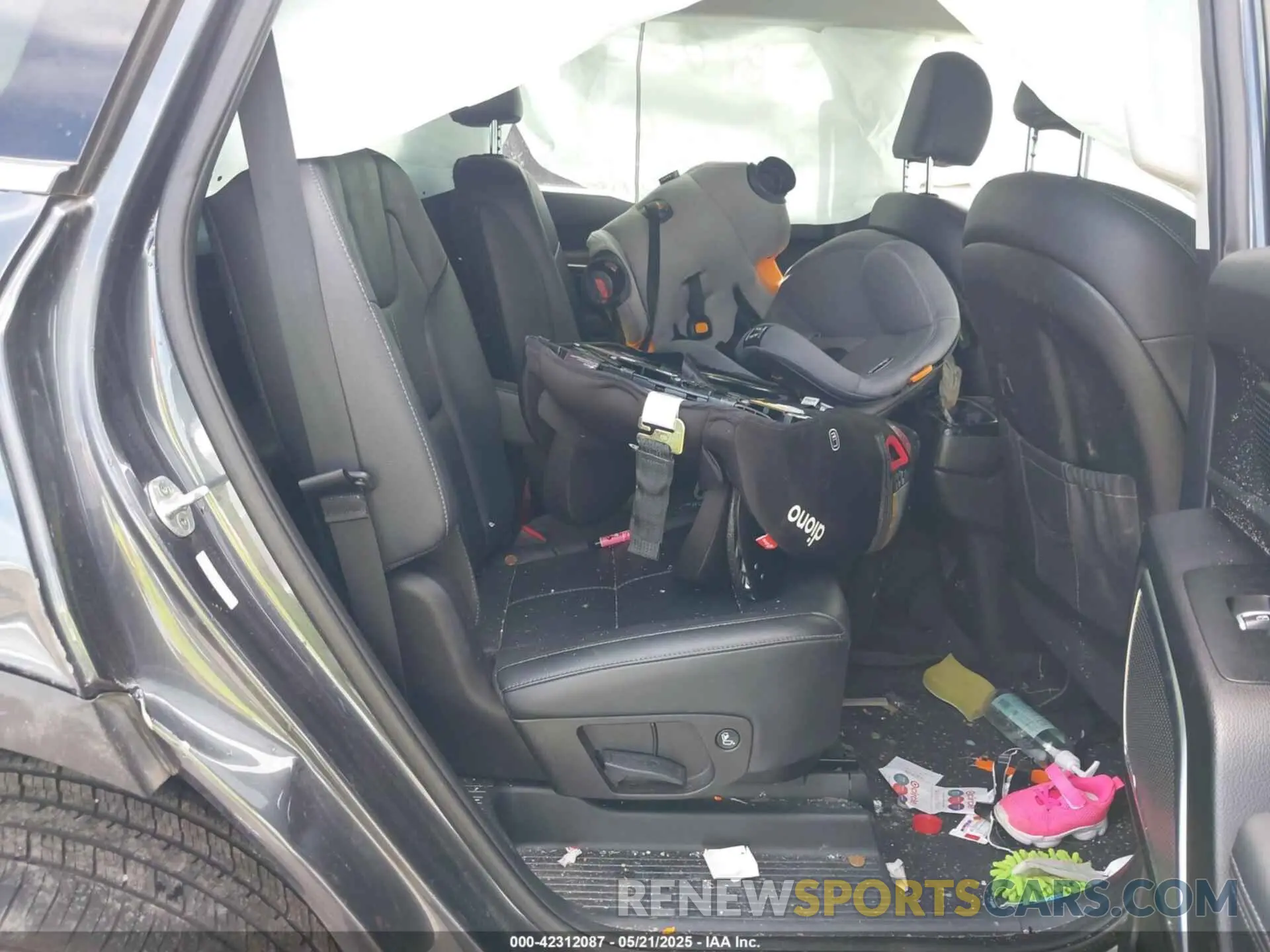 8 fotografías del automóvil dañado 5XYP54HC0LG052734 KIA TELLURIDE 2020