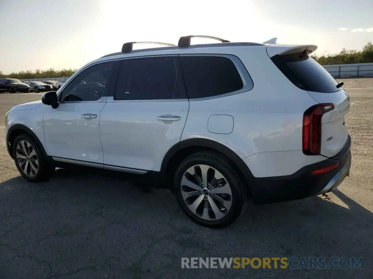 2 fotografías del automóvil dañado 5XYP6DHC1LG086257 KIA TELLURIDE 2020