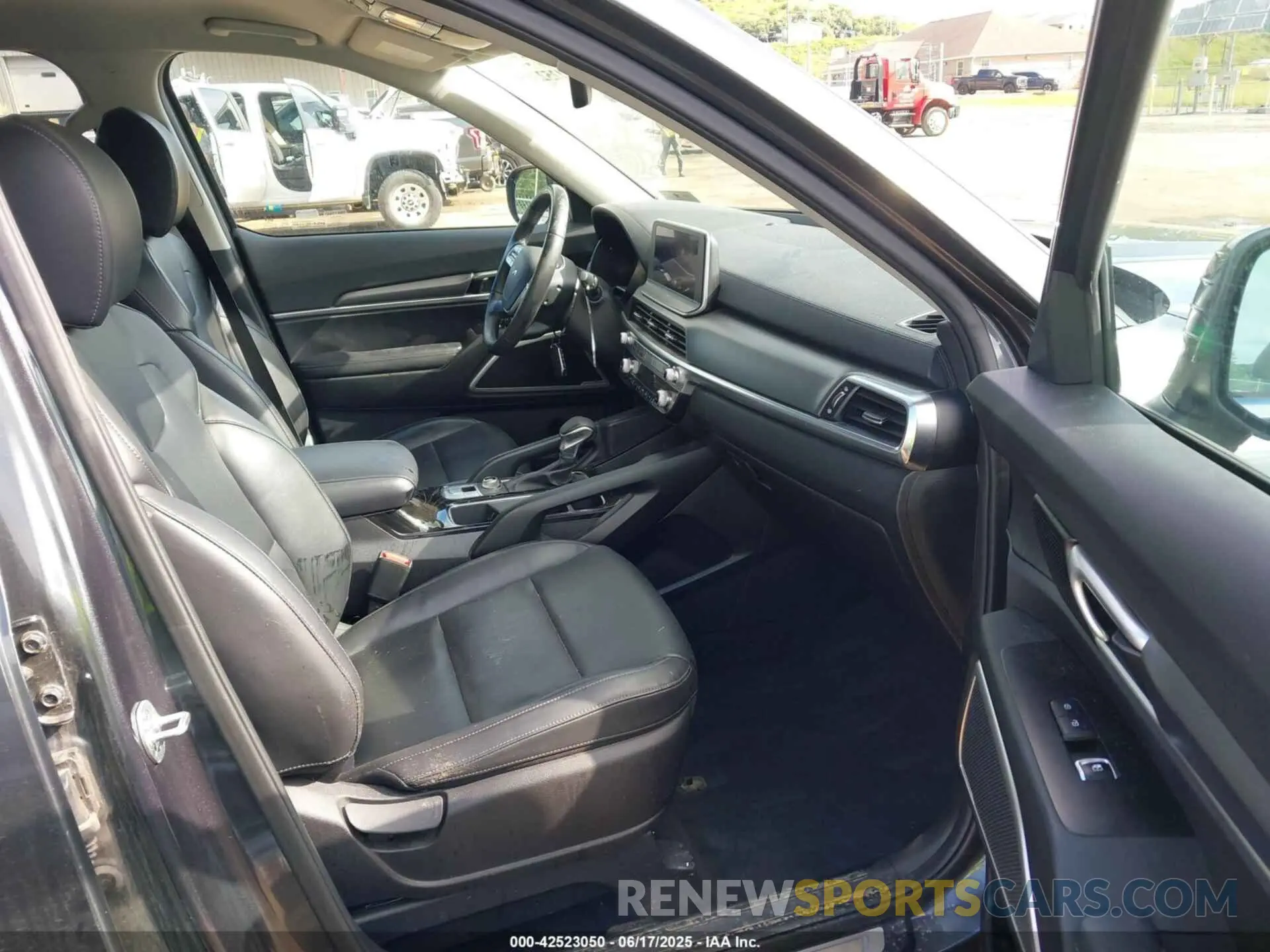 5 fotografías del automóvil dañado 5XYP2DHC8NG218705 KIA TELLURIDE 2022