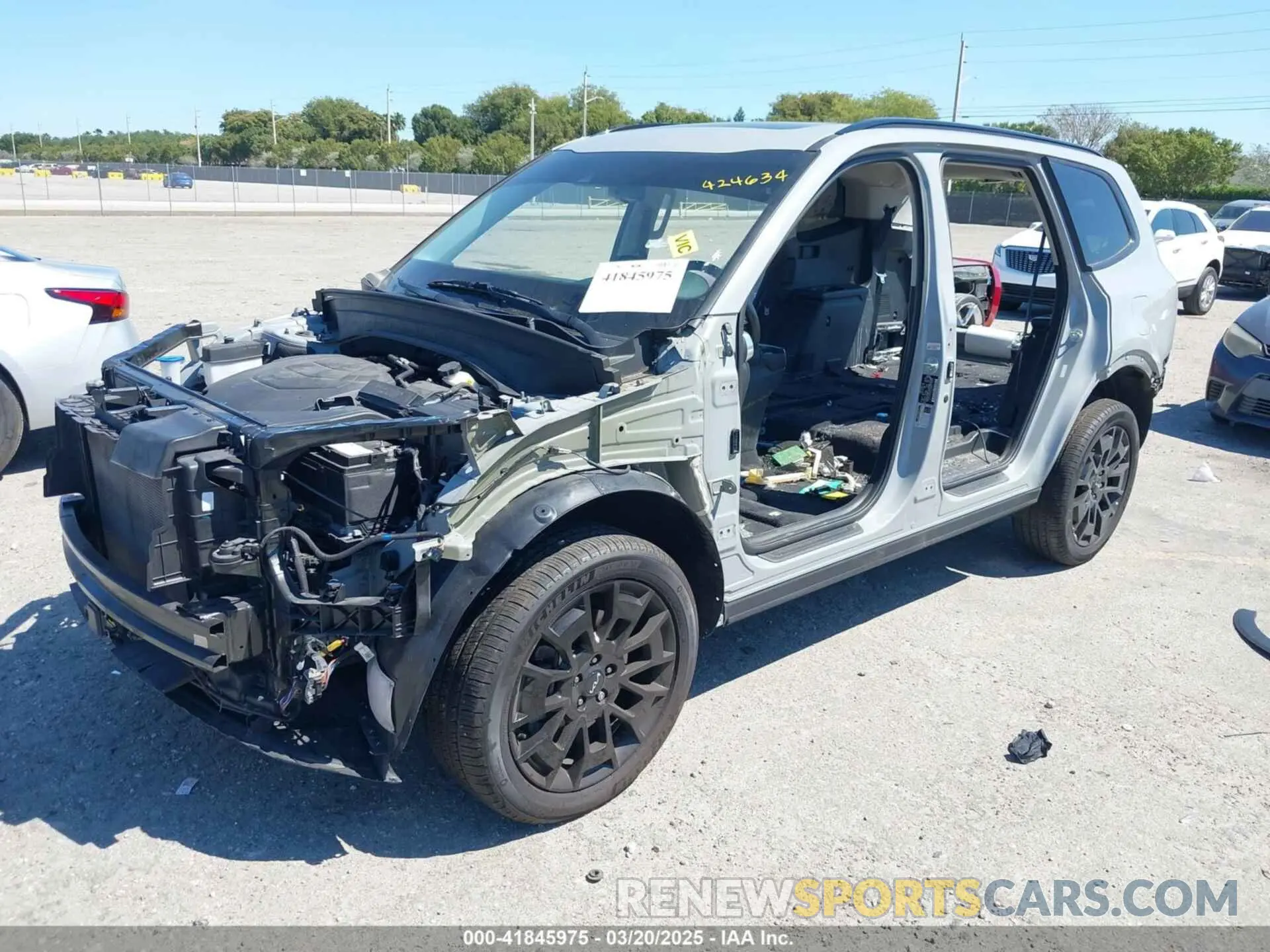 2 fotografías del automóvil dañado 5XYP3DHC3NG274032 KIA TELLURIDE 2022