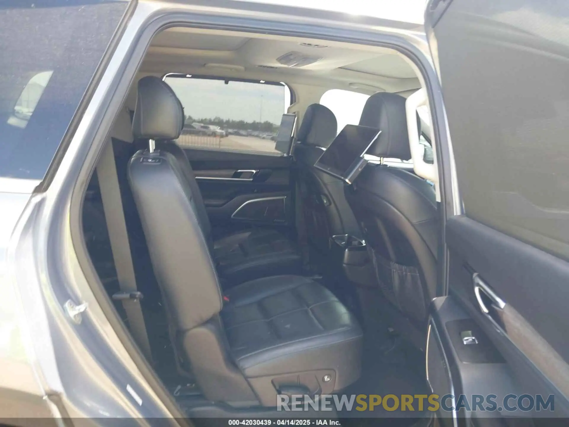 8 fotografías del automóvil dañado 5XYP54HC9NG214458 KIA TELLURIDE 2022