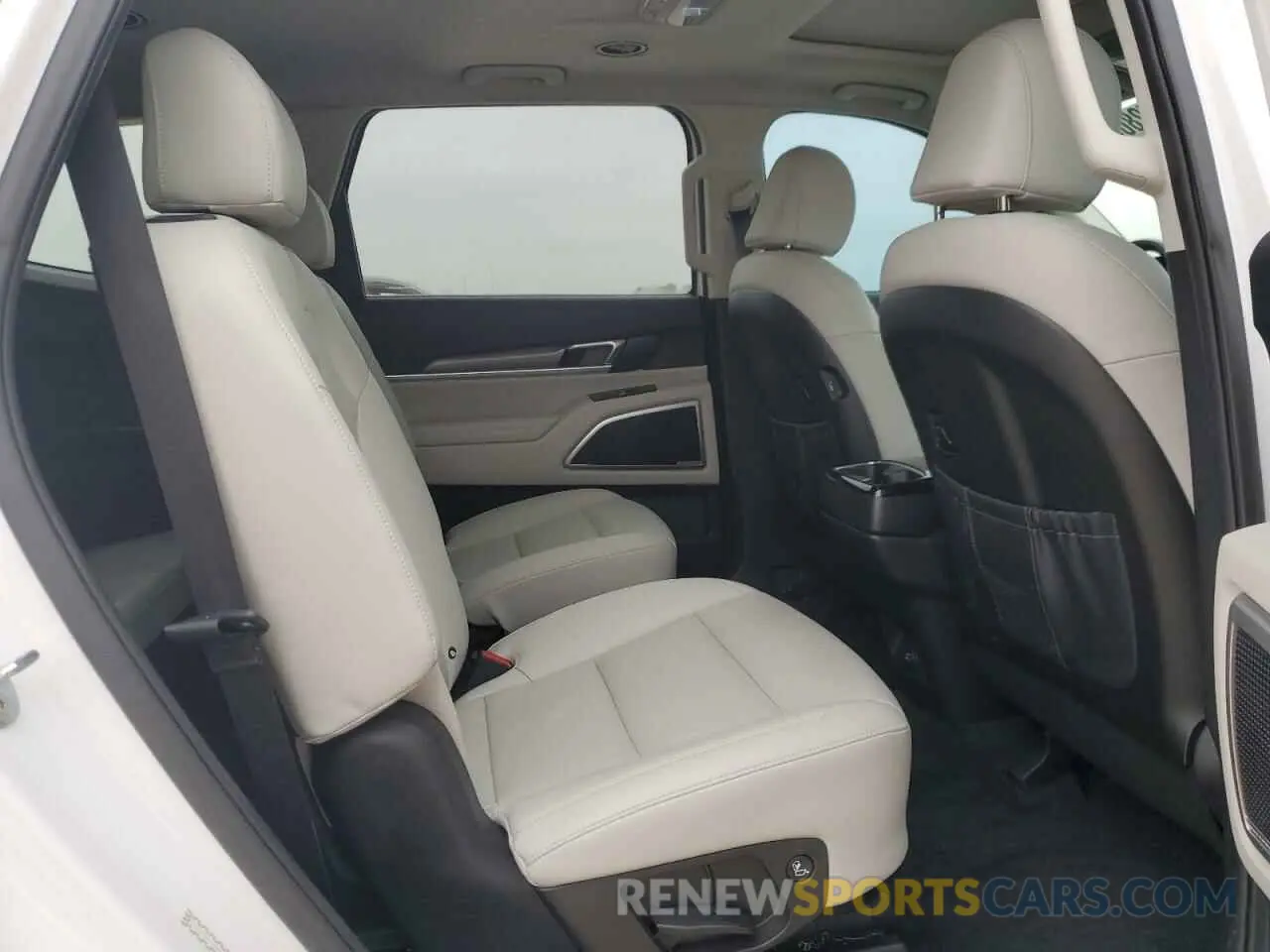 12 fotografías del automóvil dañado 5XYP64HC5NG260821 KIA TELLURIDE 2022