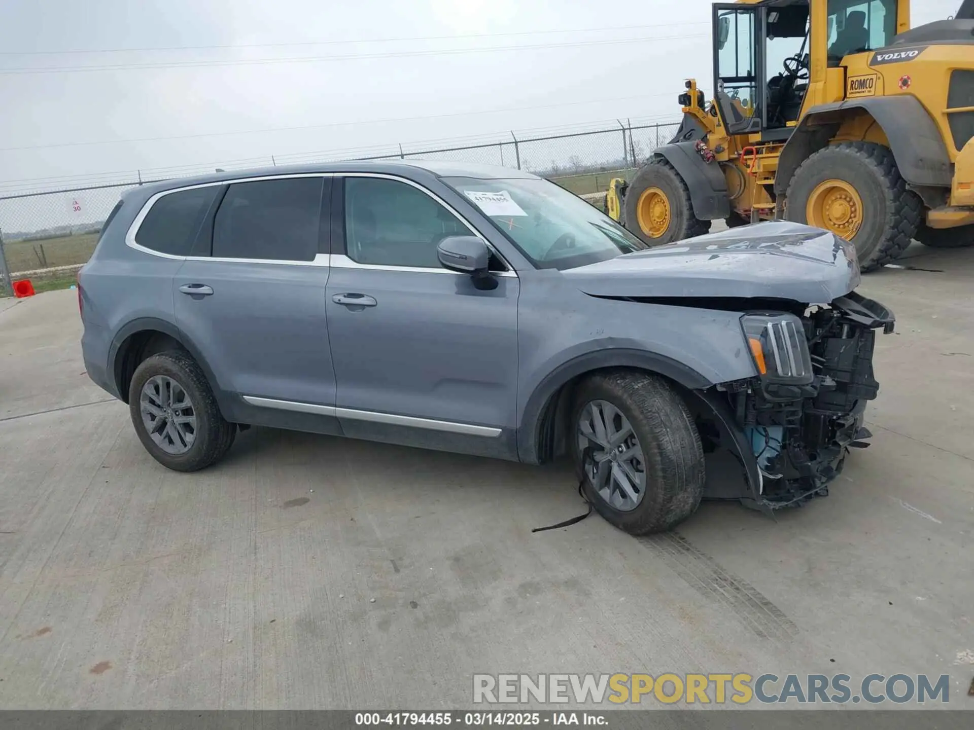 13 fotografías del automóvil dañado 5XYP24GC7PG331419 KIA TELLURIDE 2023