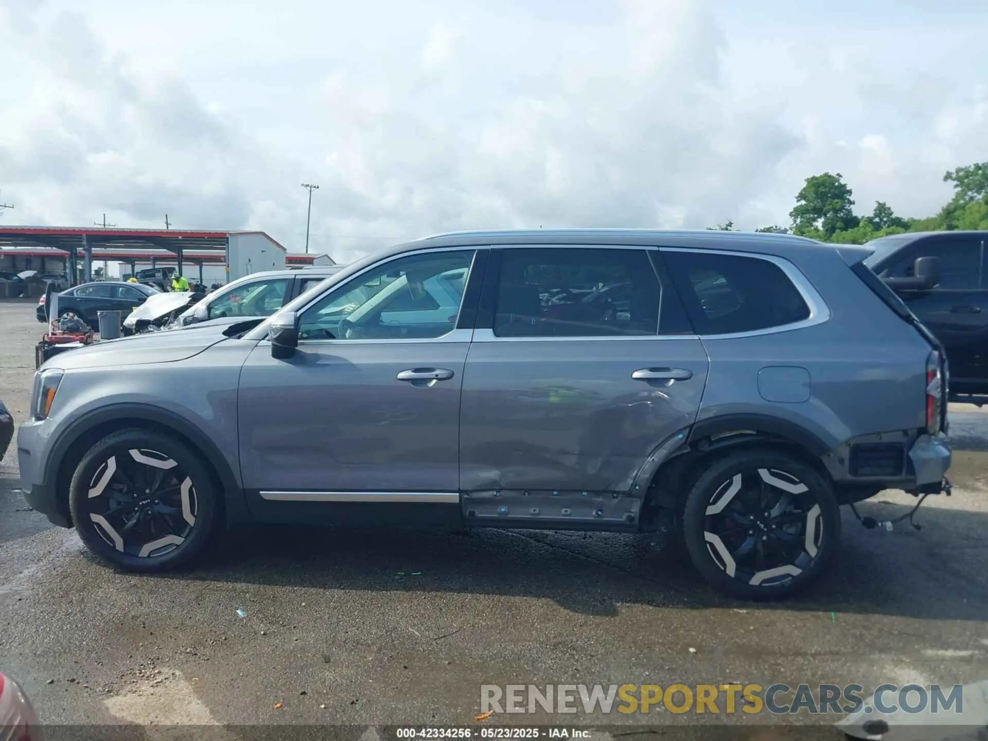 15 fotografías del automóvil dañado 5XYP34GC6PG382858 KIA TELLURIDE 2023