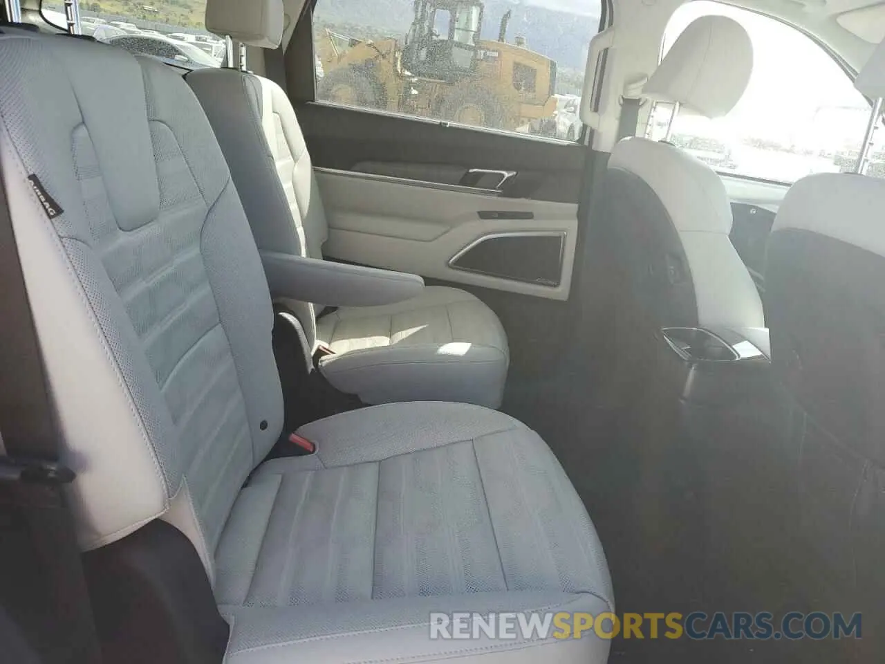 11 fotografías del automóvil dañado 5XYP5DGC1PG355349 KIA TELLURIDE 2023