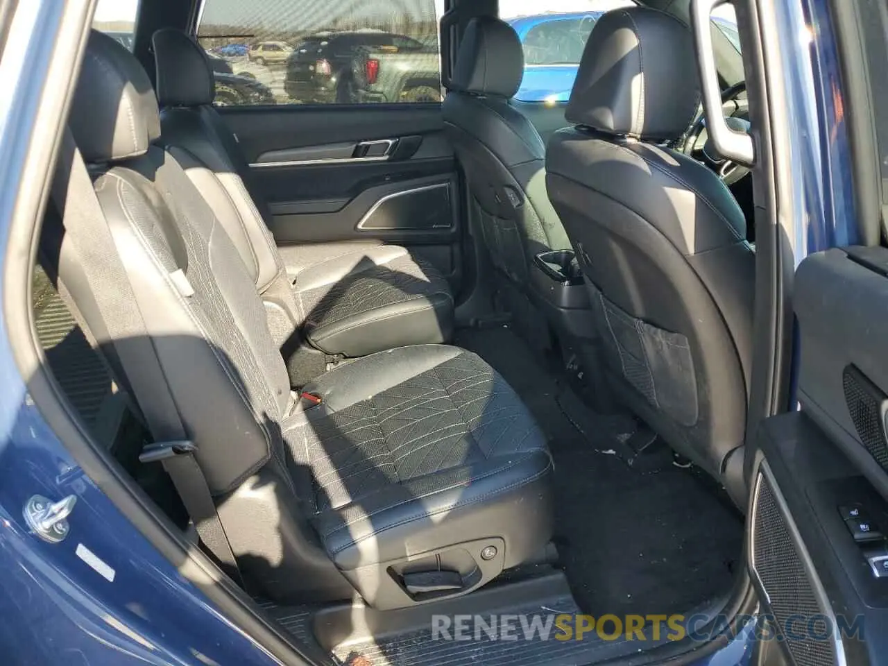 11 fotografías del automóvil dañado 5XYP5DGC2PG383922 KIA TELLURIDE 2023