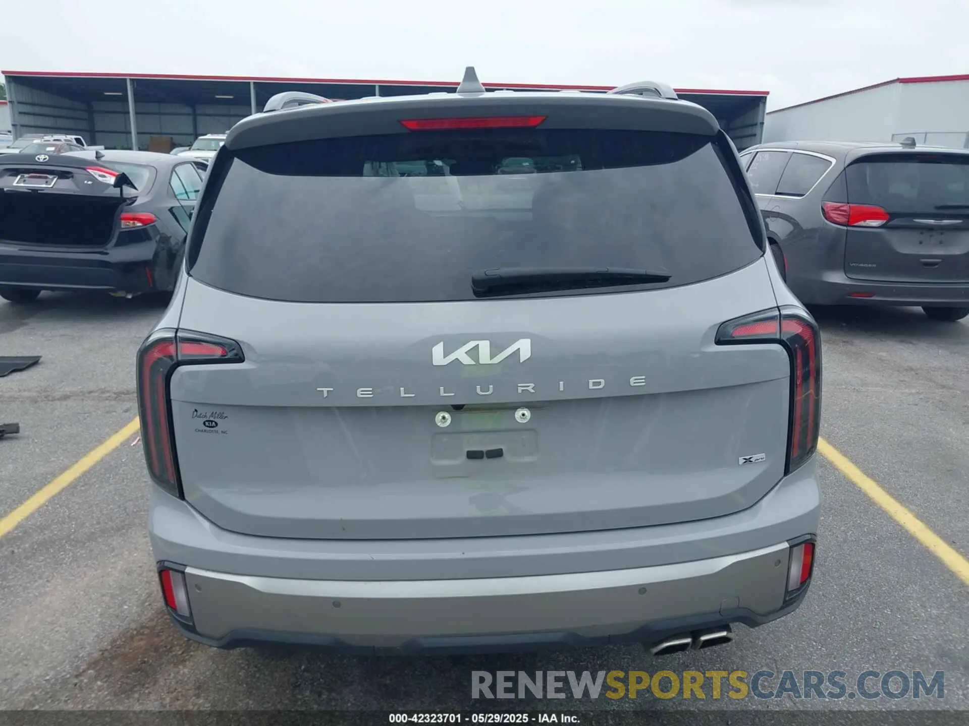 16 fotografías del automóvil dañado 5XYP5DGC3PG381080 KIA TELLURIDE 2023