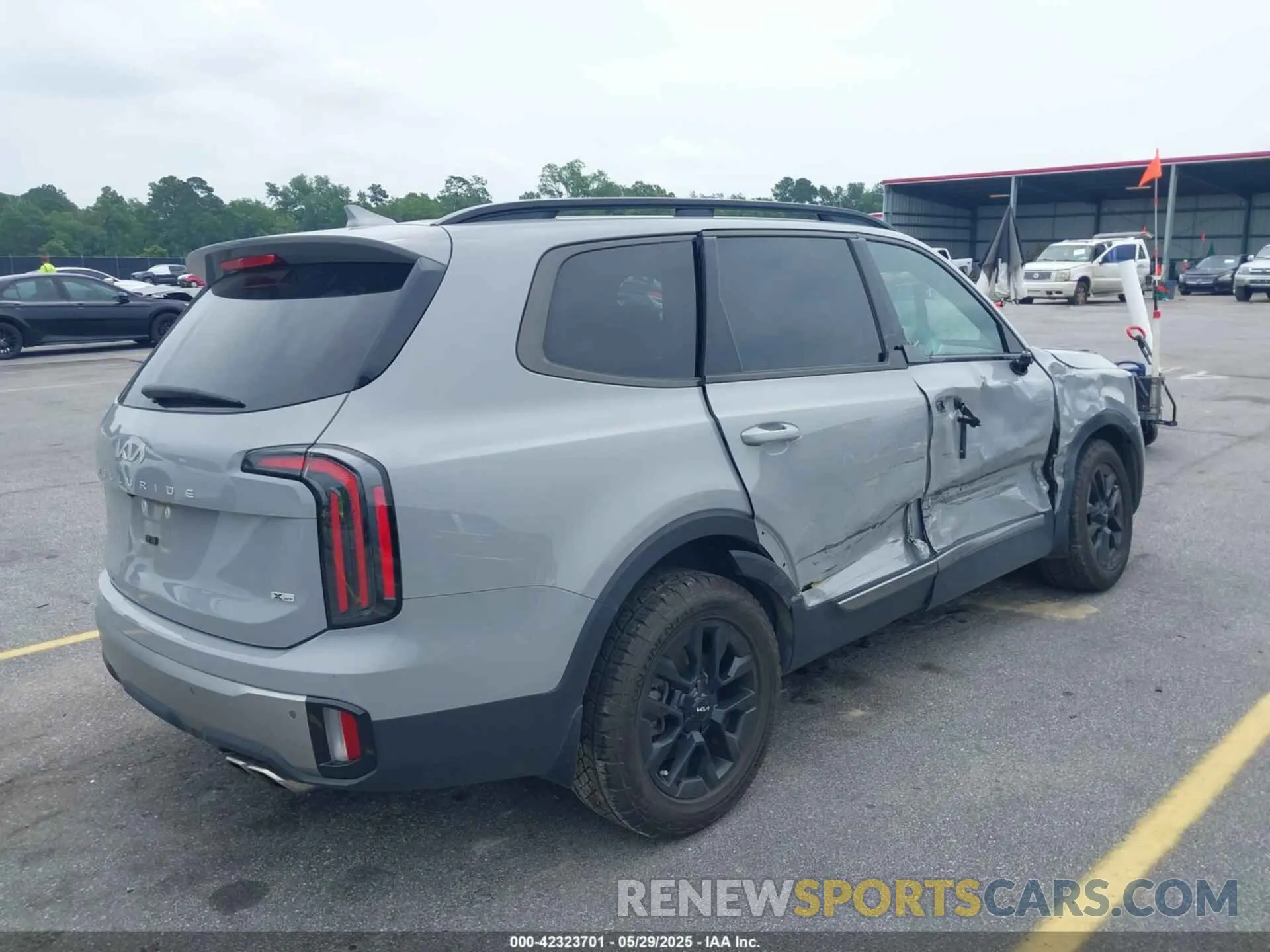 4 fotografías del automóvil dañado 5XYP5DGC3PG381080 KIA TELLURIDE 2023