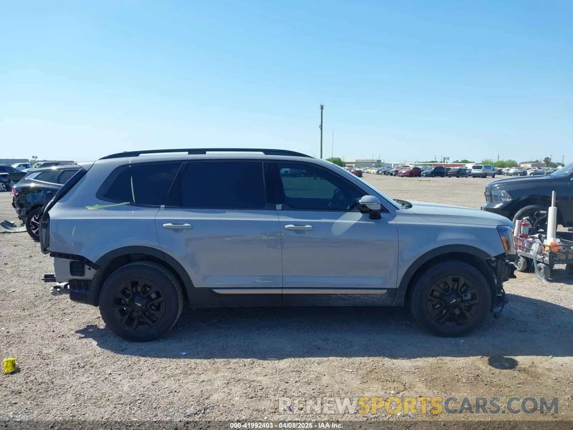 14 fotografías del automóvil dañado 5XYP5DGC5PG385874 KIA TELLURIDE 2023