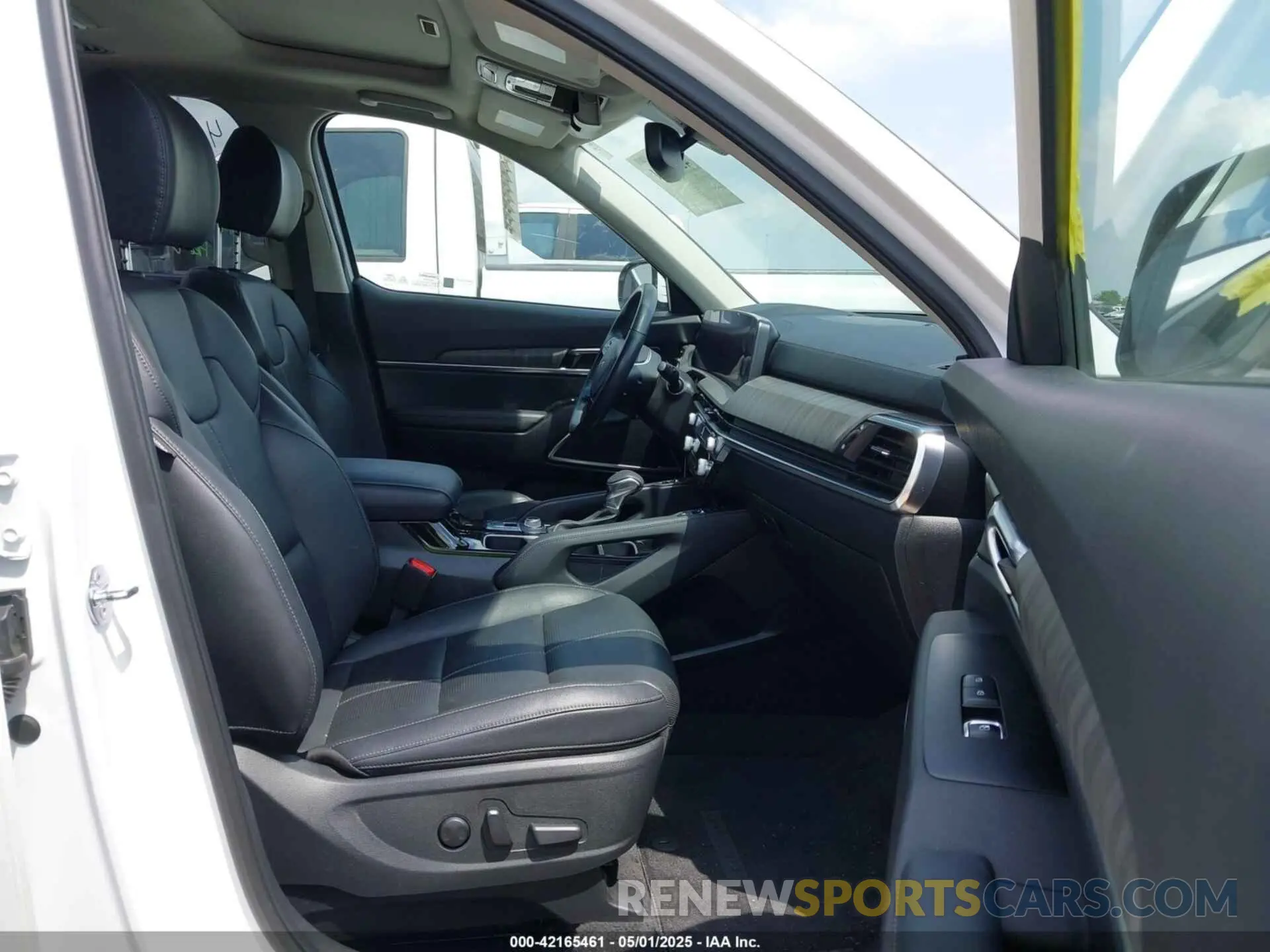 5 fotografías del automóvil dañado 5XYP5DGC7PG398027 KIA TELLURIDE 2023