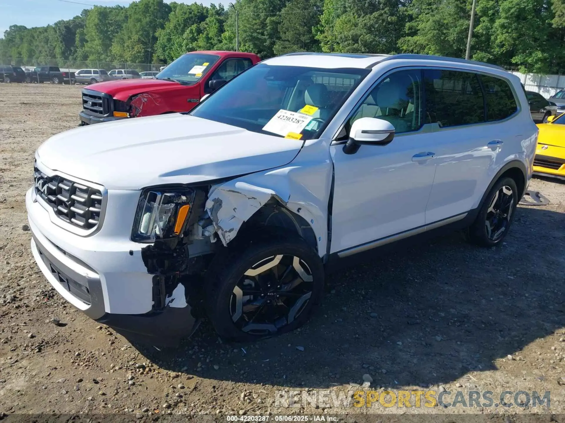 2 fotografías del automóvil dañado 5XYP64GC0PG365299 KIA TELLURIDE 2023