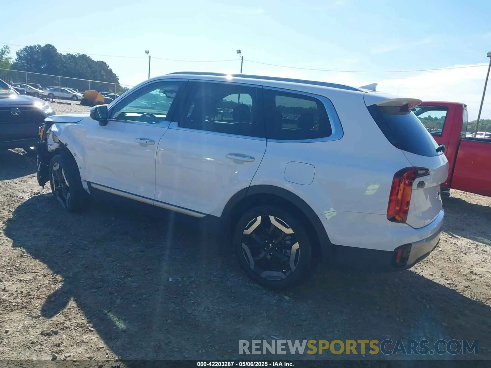 3 fotografías del automóvil dañado 5XYP64GC0PG365299 KIA TELLURIDE 2023