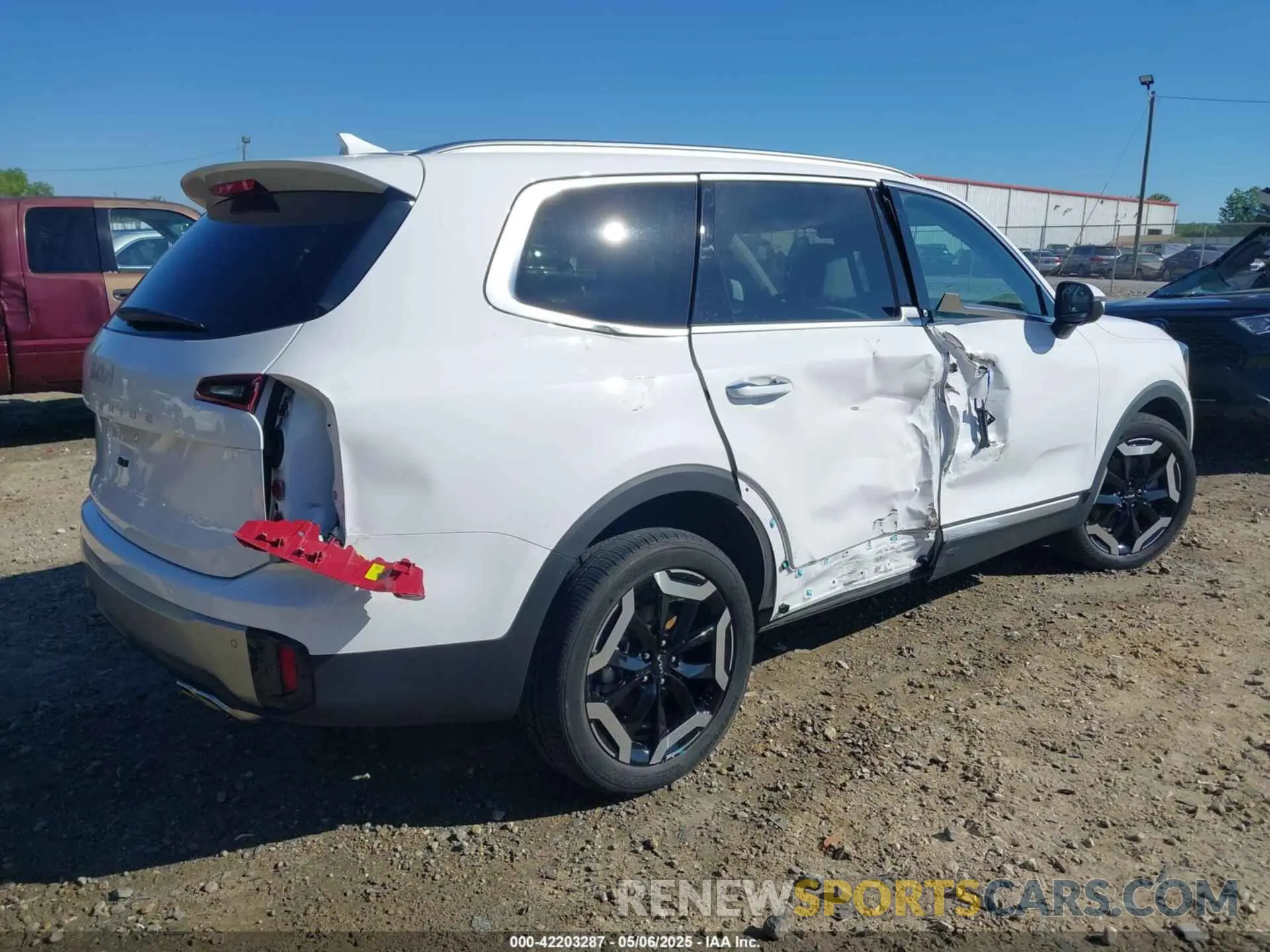4 fotografías del automóvil dañado 5XYP64GC0PG365299 KIA TELLURIDE 2023