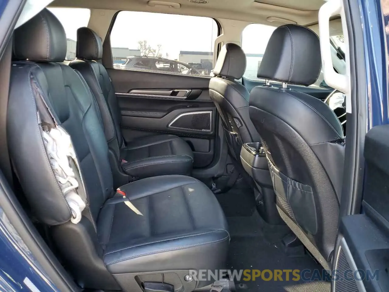 11 fotografías del automóvil dañado 5XYP64GC6PG381555 KIA TELLURIDE 2023