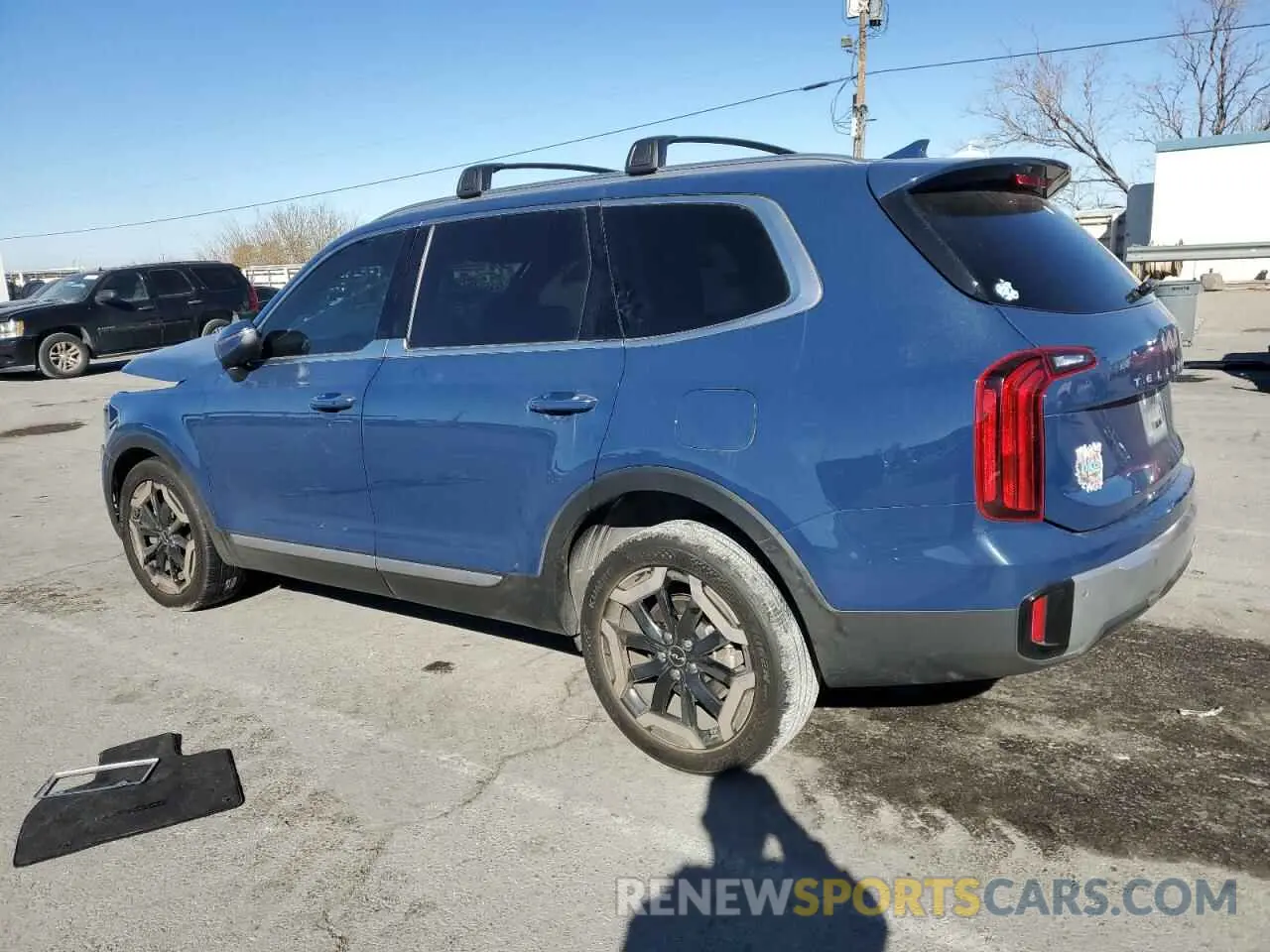 2 fotografías del automóvil dañado 5XYP64GC6PG381555 KIA TELLURIDE 2023