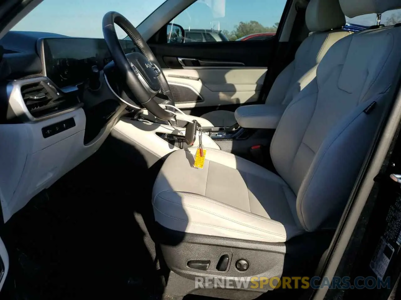 7 fotografías del automóvil dañado 5XYP64GC7PG387980 KIA TELLURIDE 2023