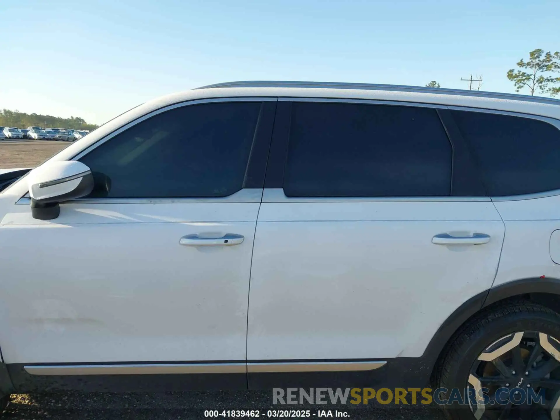 14 fotografías del automóvil dañado 5XYP64GC8PG327724 KIA TELLURIDE 2023