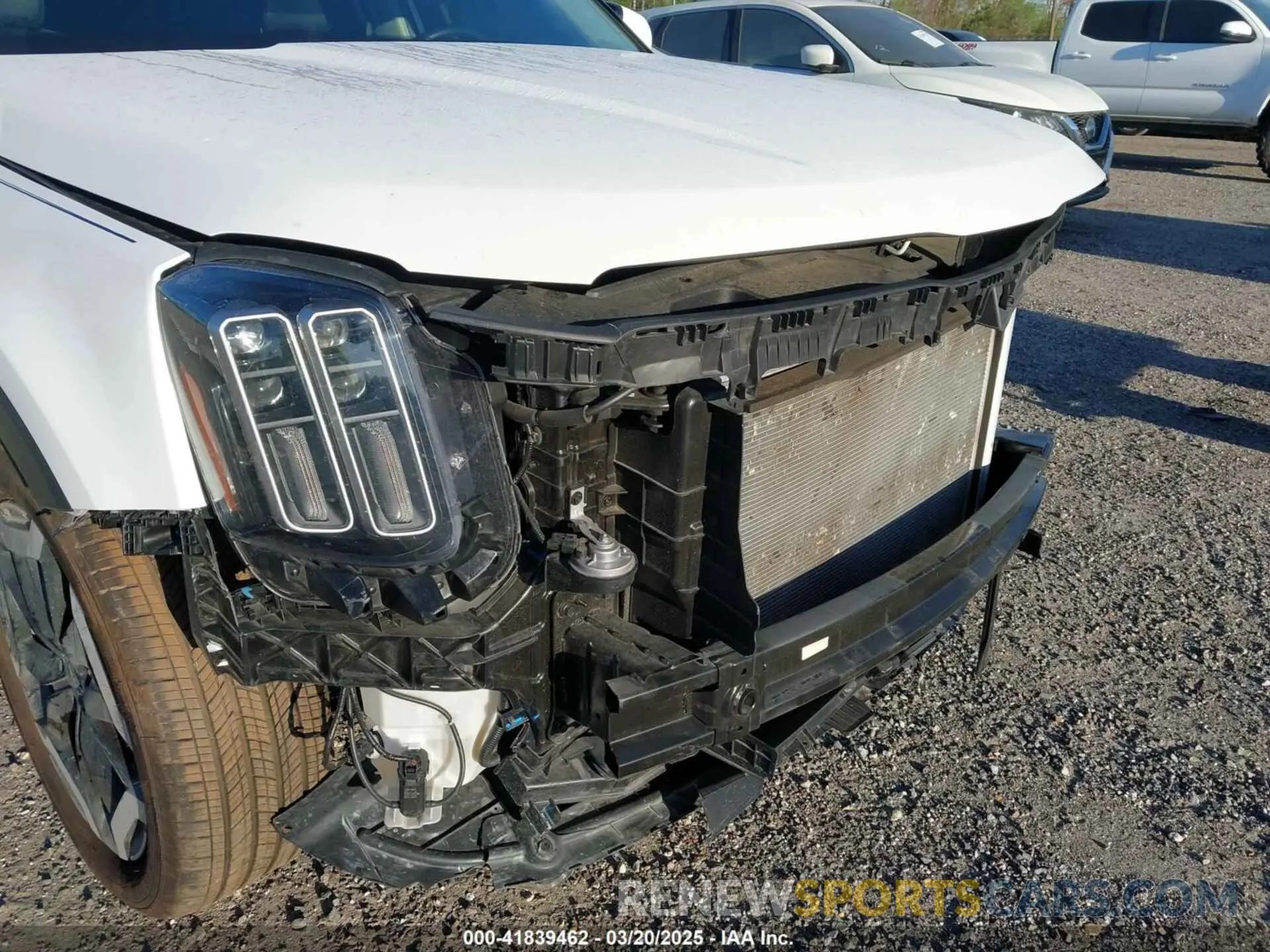 17 fotografías del automóvil dañado 5XYP64GC8PG327724 KIA TELLURIDE 2023