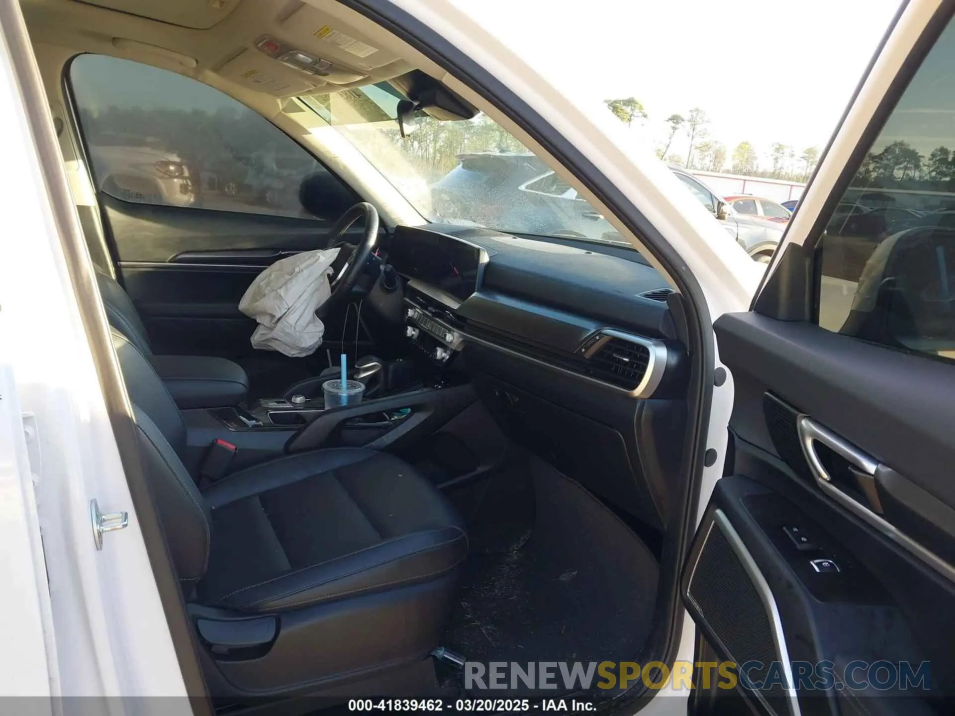 5 fotografías del automóvil dañado 5XYP64GC8PG327724 KIA TELLURIDE 2023
