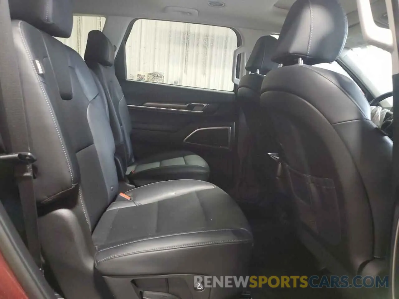 11 fotografías del automóvil dañado 5XYP6DGC1PG400495 KIA TELLURIDE 2023