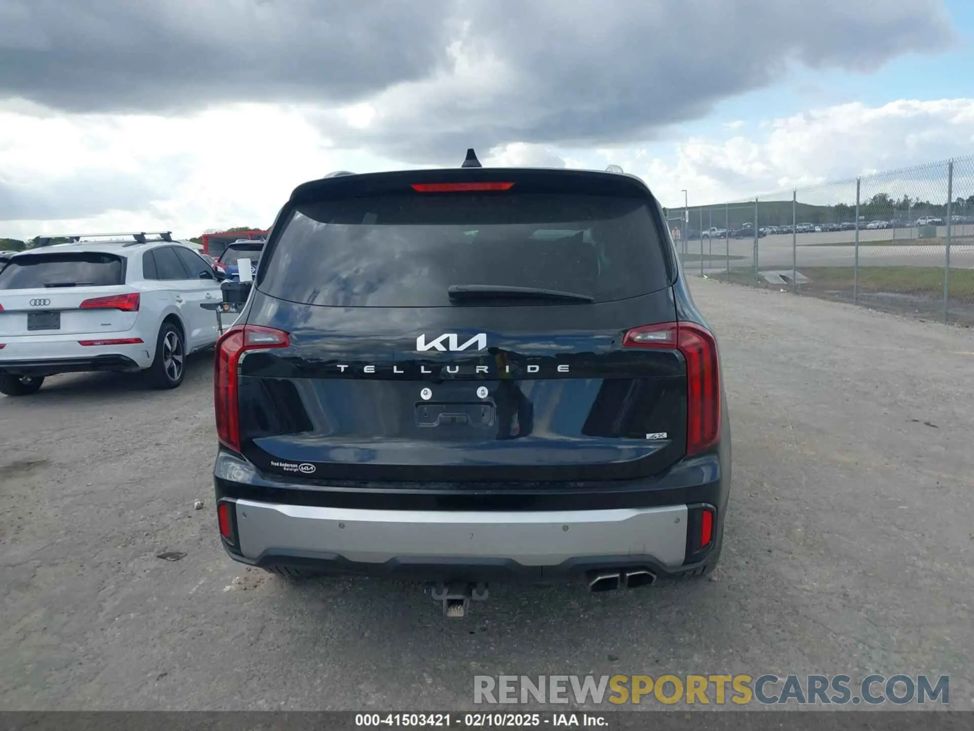 17 fotografías del automóvil dañado 5XYP6DGC2PG356572 KIA TELLURIDE 2023
