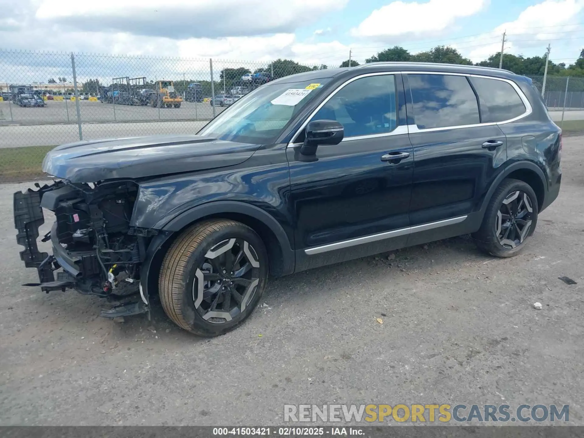 2 fotografías del automóvil dañado 5XYP6DGC2PG356572 KIA TELLURIDE 2023