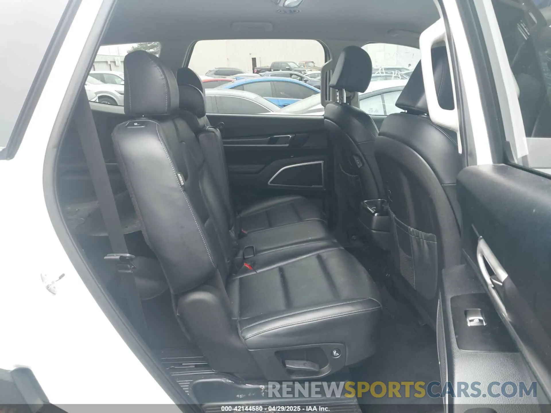 8 fotografías del automóvil dañado 5XYP24GC1RG411138 KIA TELLURIDE 2024
