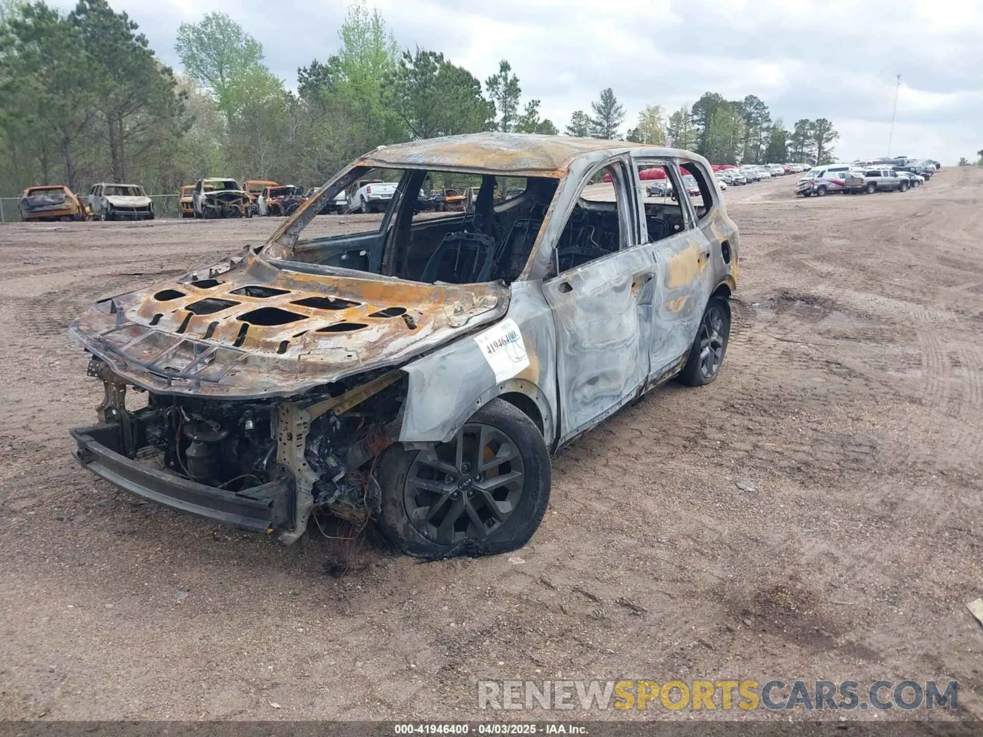 2 fotografías del automóvil dañado 5XYP24GC9RG459292 KIA TELLURIDE 2024