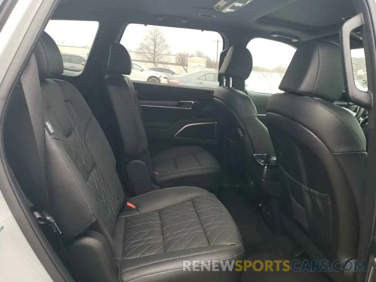 11 fotografías del automóvil dañado 5XYP3DGC0RG557043 KIA TELLURIDE 2024