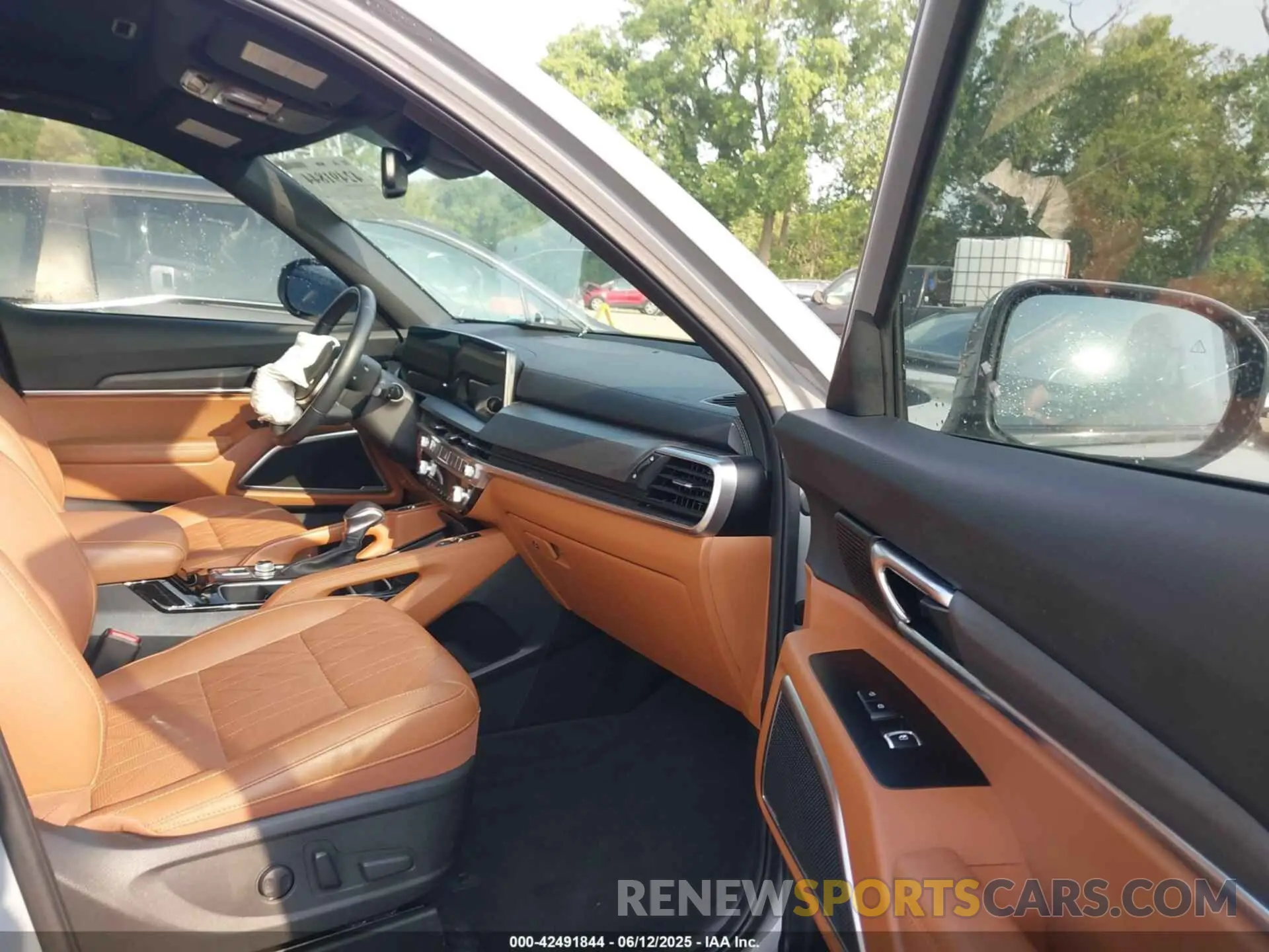 5 fotografías del automóvil dañado 5XYP3DGC1RG427725 KIA TELLURIDE 2024