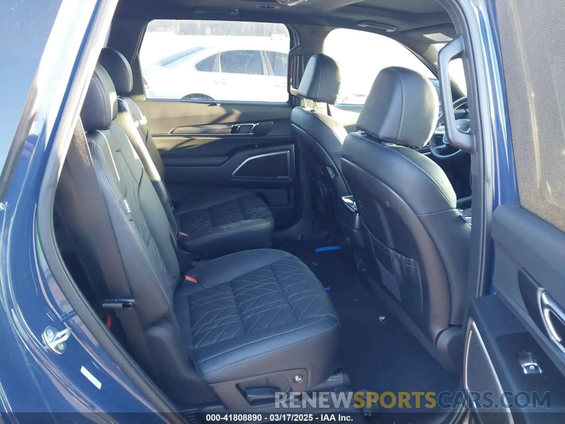 8 fotografías del automóvil dañado 5XYP3DGC3RG538518 KIA TELLURIDE 2024