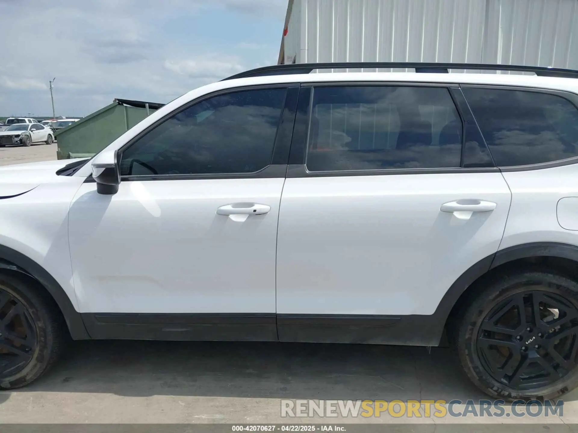 15 fotografías del automóvil dañado 5XYP3DGC4RG483058 KIA TELLURIDE 2024