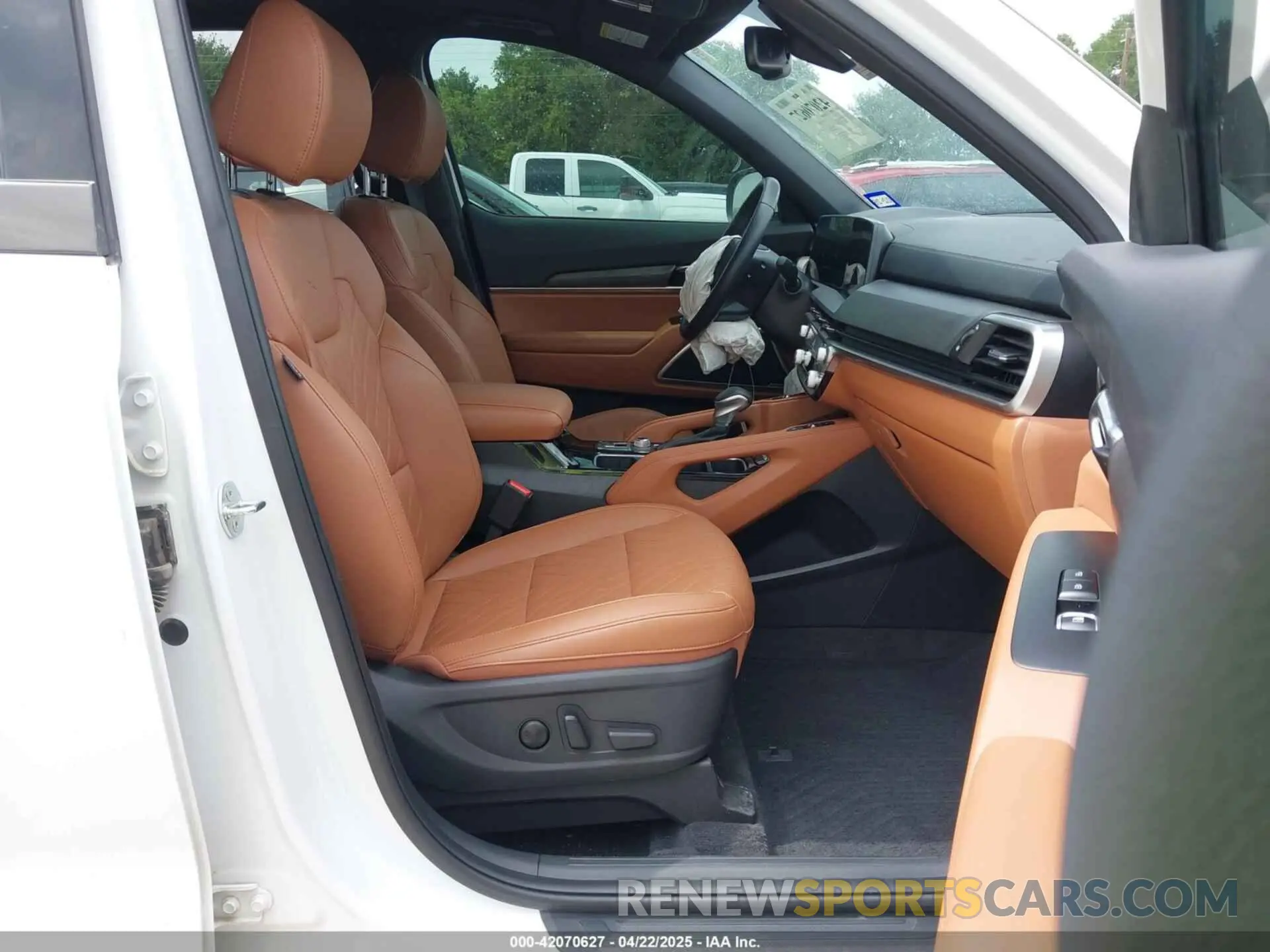 5 fotografías del automóvil dañado 5XYP3DGC4RG483058 KIA TELLURIDE 2024