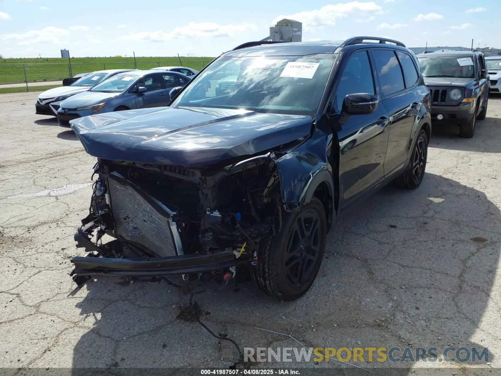 2 fotografías del automóvil dañado 5XYP3DGC7RG413778 KIA TELLURIDE 2024