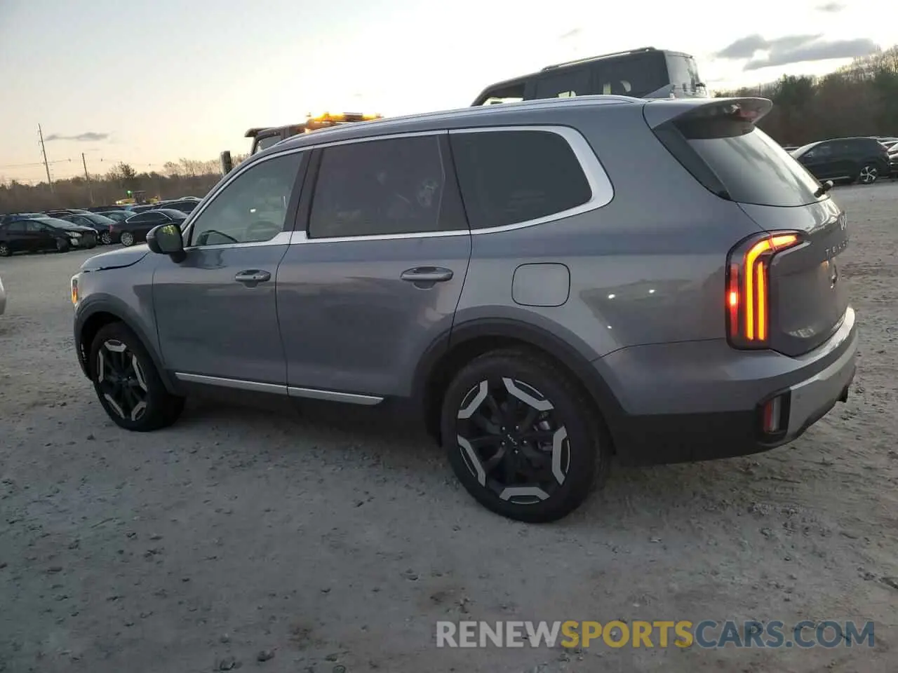 2 fotografías del automóvil dañado 5XYP3DGC7RG499447 KIA TELLURIDE 2024