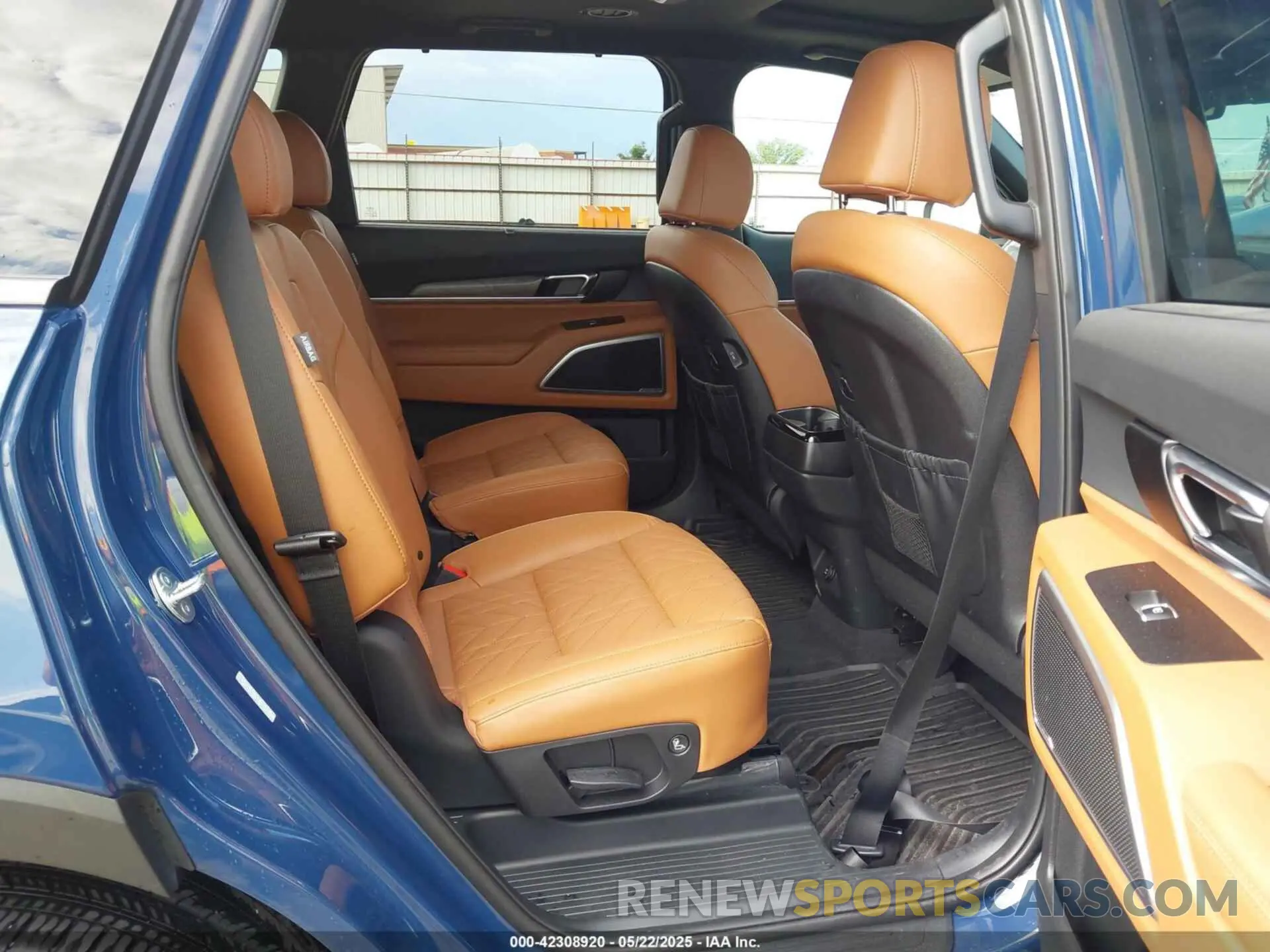 8 fotografías del automóvil dañado 5XYP3DGC8RG551457 KIA TELLURIDE 2024