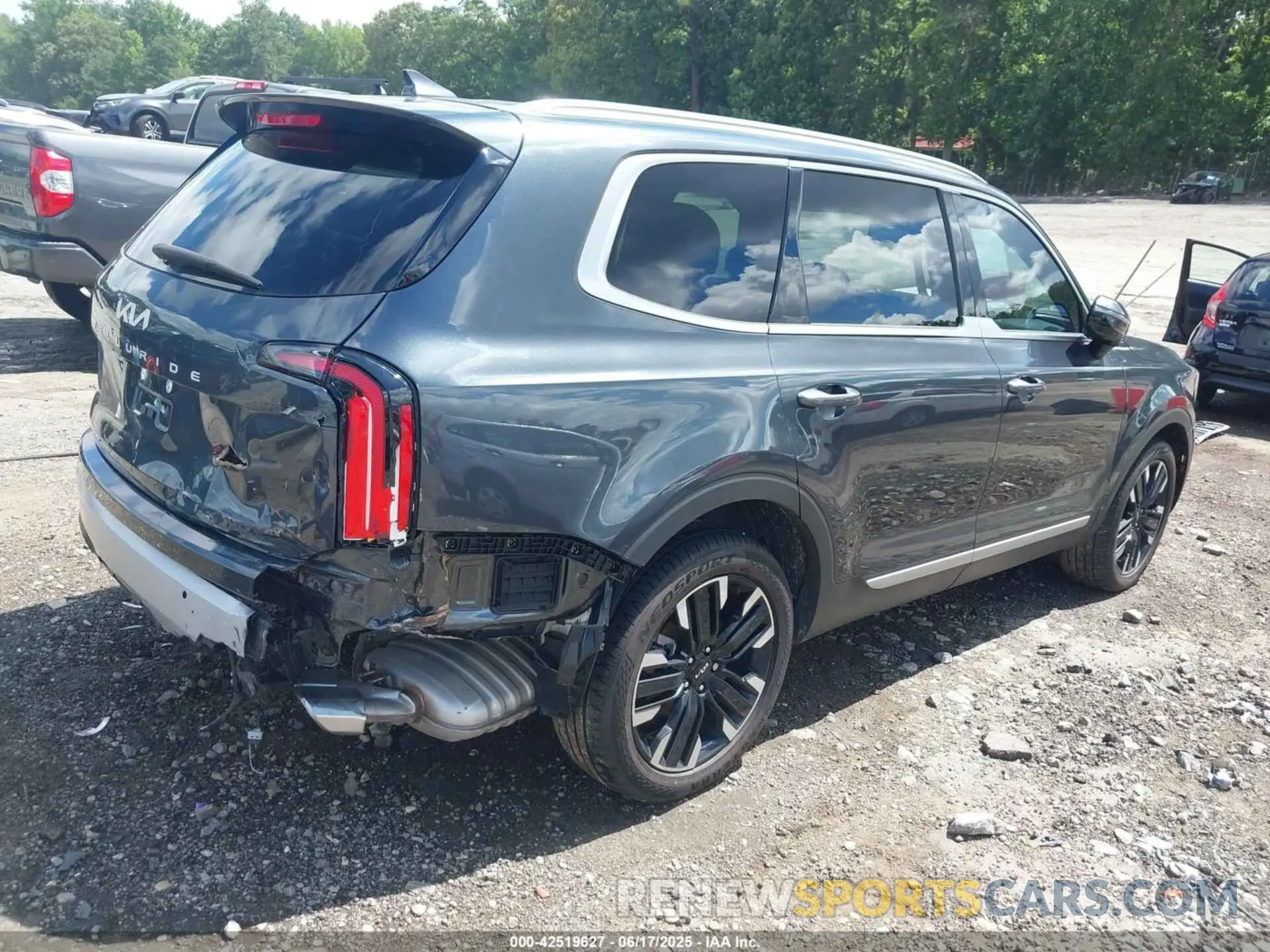 4 fotografías del automóvil dañado 5XYP54GC7RG440909 KIA TELLURIDE 2024