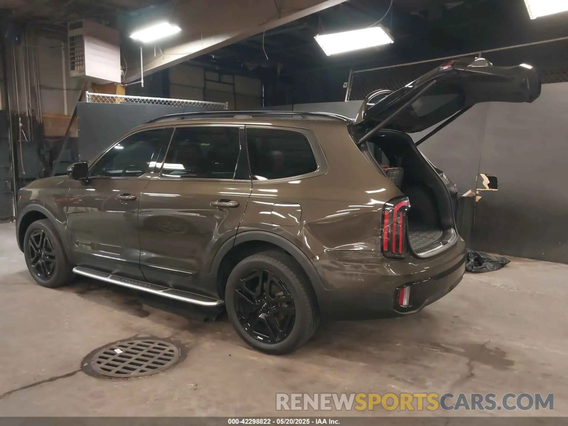 3 fotografías del automóvil dañado 5XYP5DGC0RG421909 KIA TELLURIDE 2024