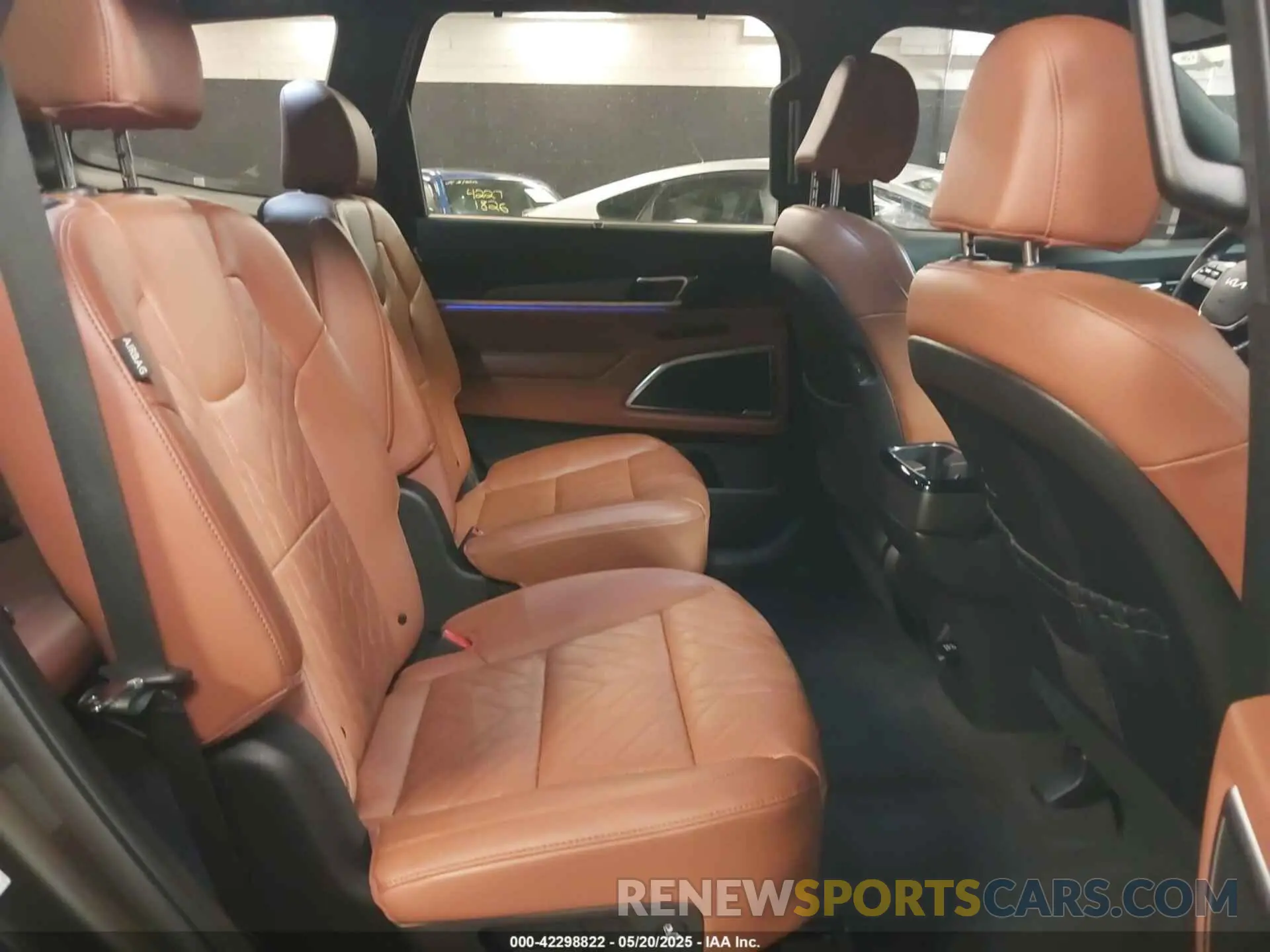 8 fotografías del automóvil dañado 5XYP5DGC0RG421909 KIA TELLURIDE 2024